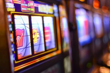 Meja Speed Blackjack permataslot dengan dealer langsung dan antarmuka digital